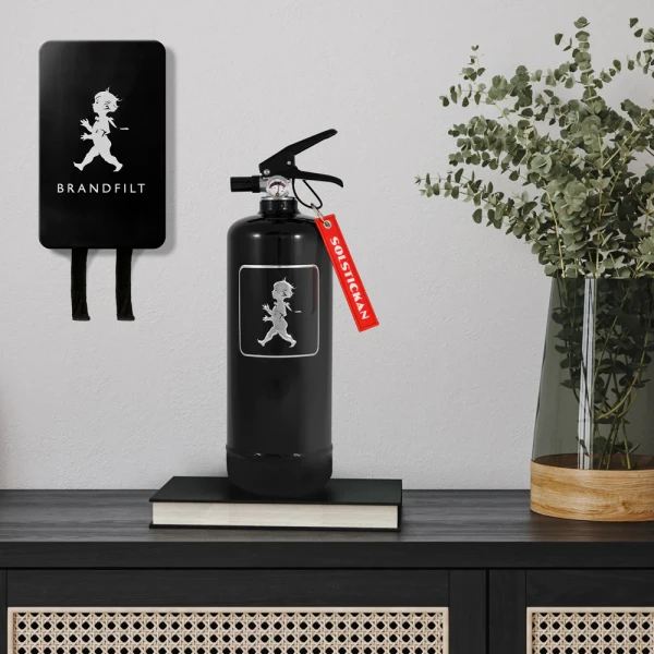 Solstickan Brandsläckare 2kg Kamintillbehör och redskap miljöbild